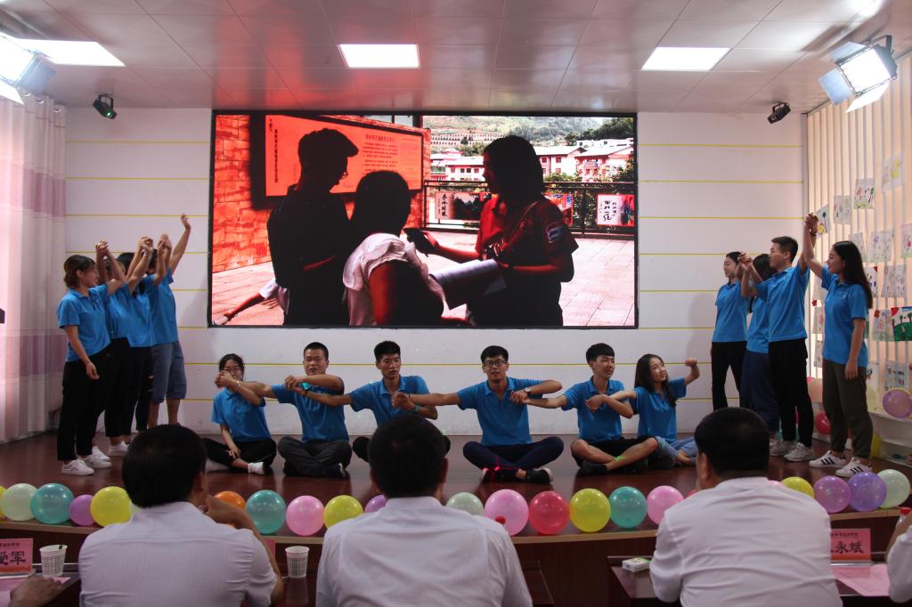 大合唱《我相信》