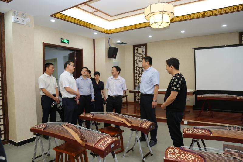 各领导在我院实地考察